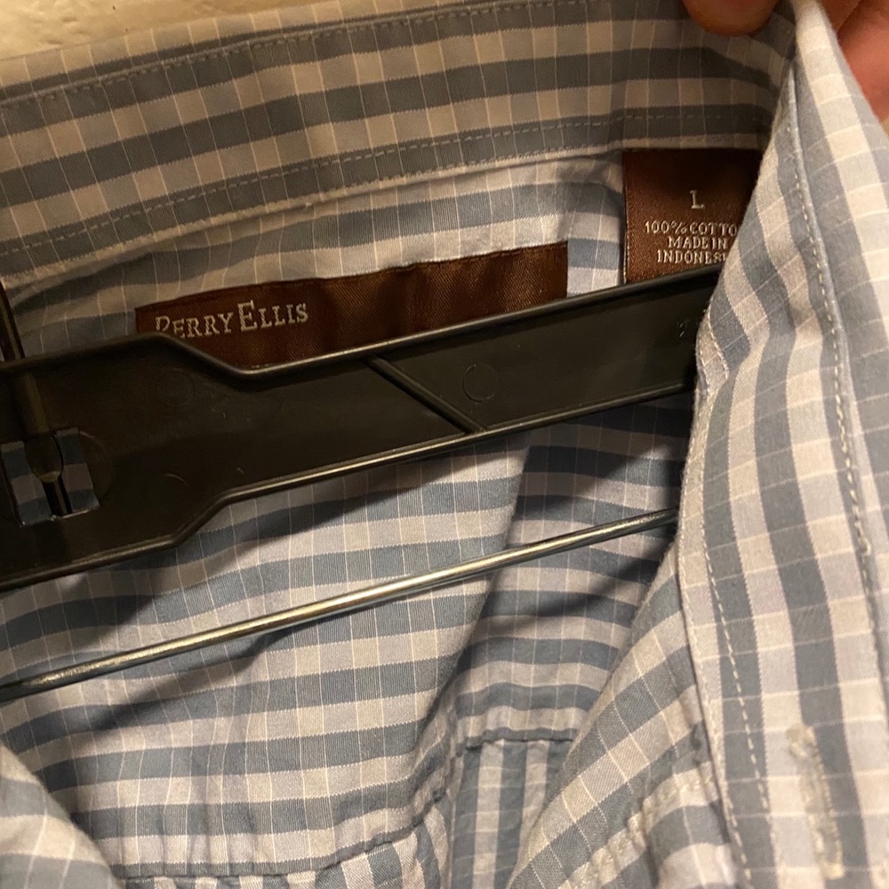 Perry Ellis Button Down - Picture 3 of 3
